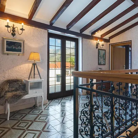 Awesome In With House Sea View * Gornje Sitno